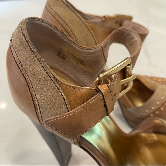 🎉HP MICHEAL by Micheal Kors leather & suede heels - Picture 15 of 16